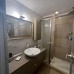 לינה וארוחת בוקר La Bella In Centro 4*
