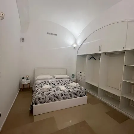 La Bella In Centro Oda ve Kahvaltı 4*