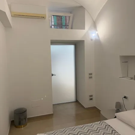 Bed & Breakfast La Bella In Centro Salerno